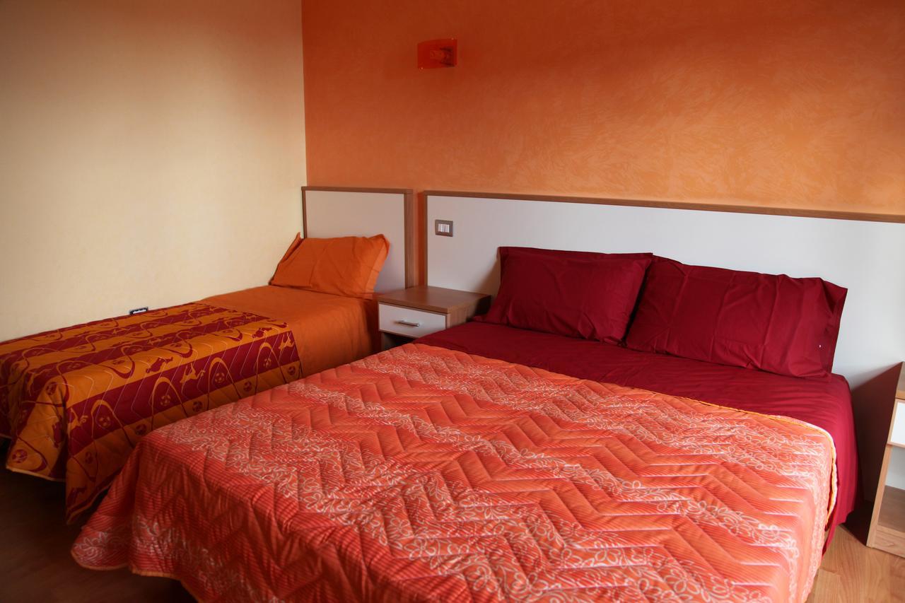 B&B Del Corso Gangi Exteriör bild